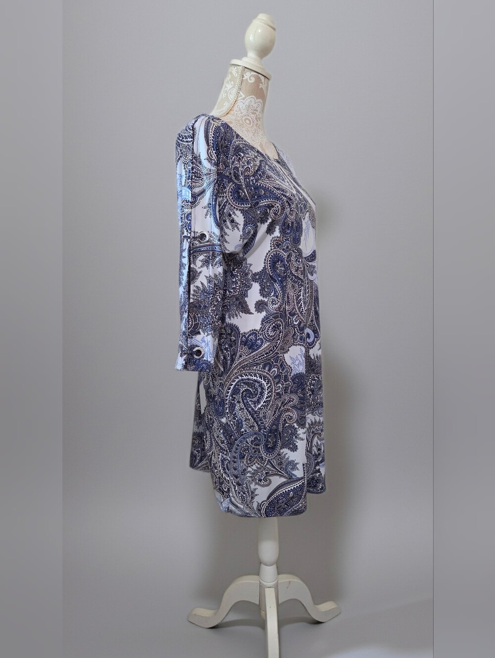 Cato Vibrant Blue Paisley Shift Dress Split Sleeves Grommet Hardware Size M